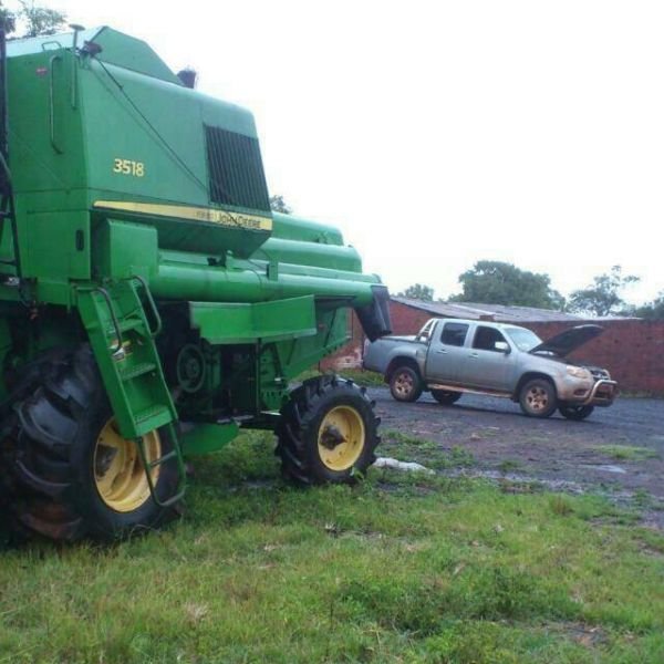 Combine Harvestor for sale - John Deere