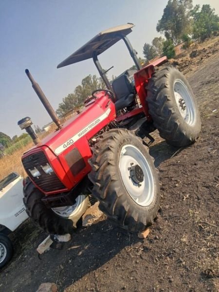 Tractor For Sale Mf 440